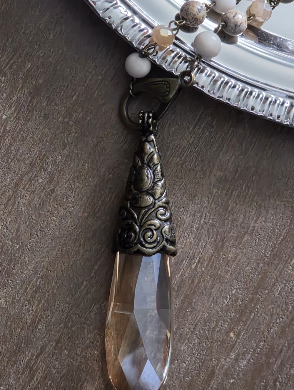 Beautiful Pendant Necklace, Fall Festival, Midieval Inspired. - Picture 5 of 5